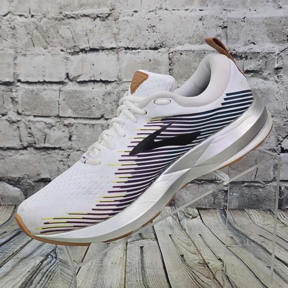 Brooks Levitate Running Shoes Womens 10 White Silver DNA AMP Athletic Sneakers - Picture 3 of 9